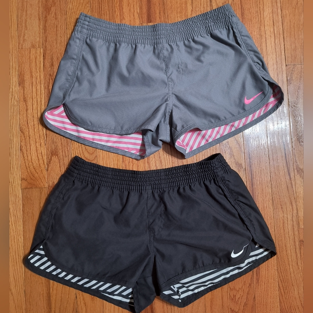 2 Pairs Of Nike Reversible Beach Shorts, Women's Size S/M, - Picture 2 of 16